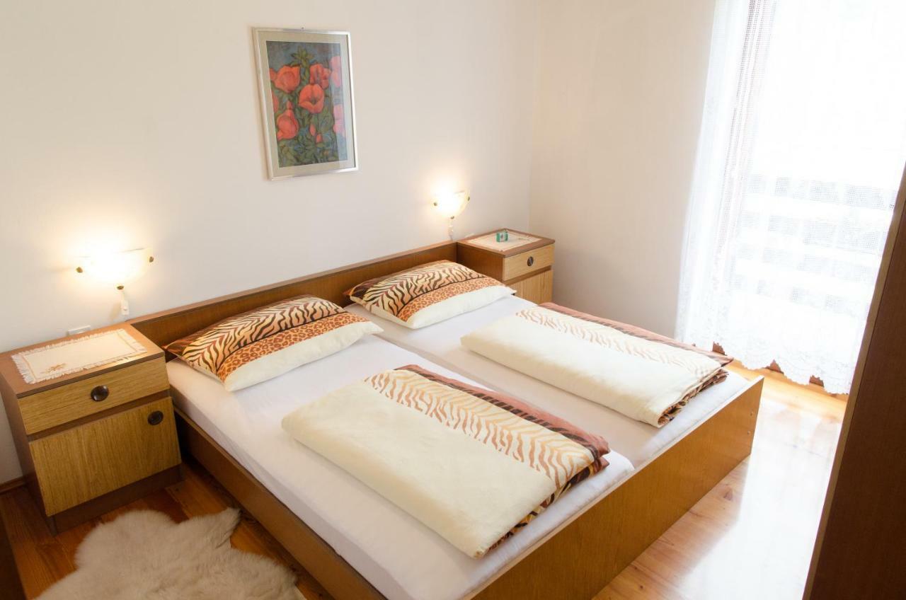 Apartment Pri Damijanu Ponikve Екстер'єр фото
