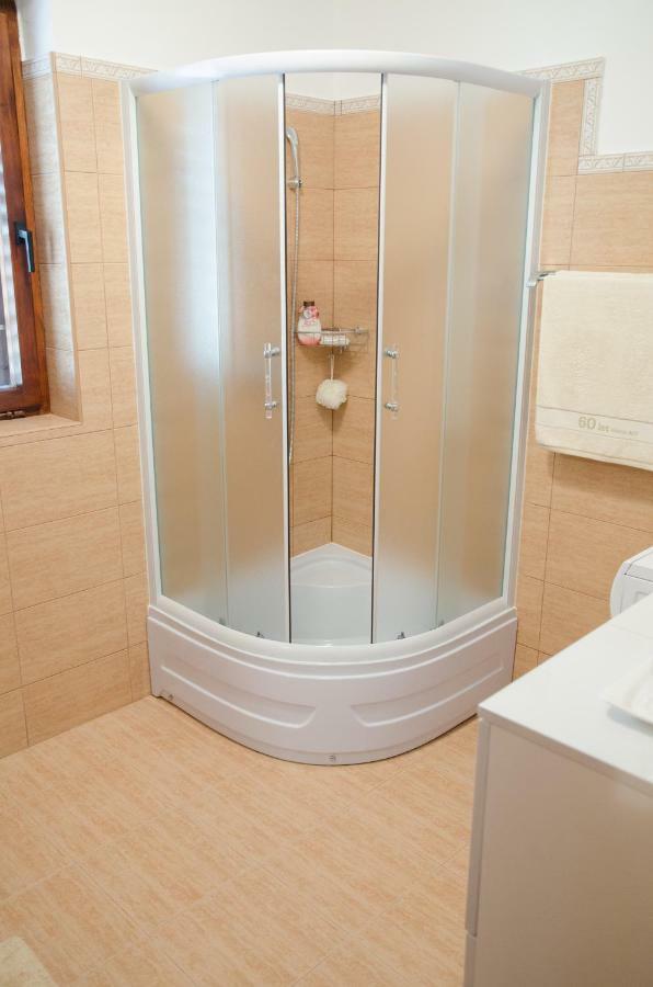 Apartment Pri Damijanu Ponikve Екстер'єр фото