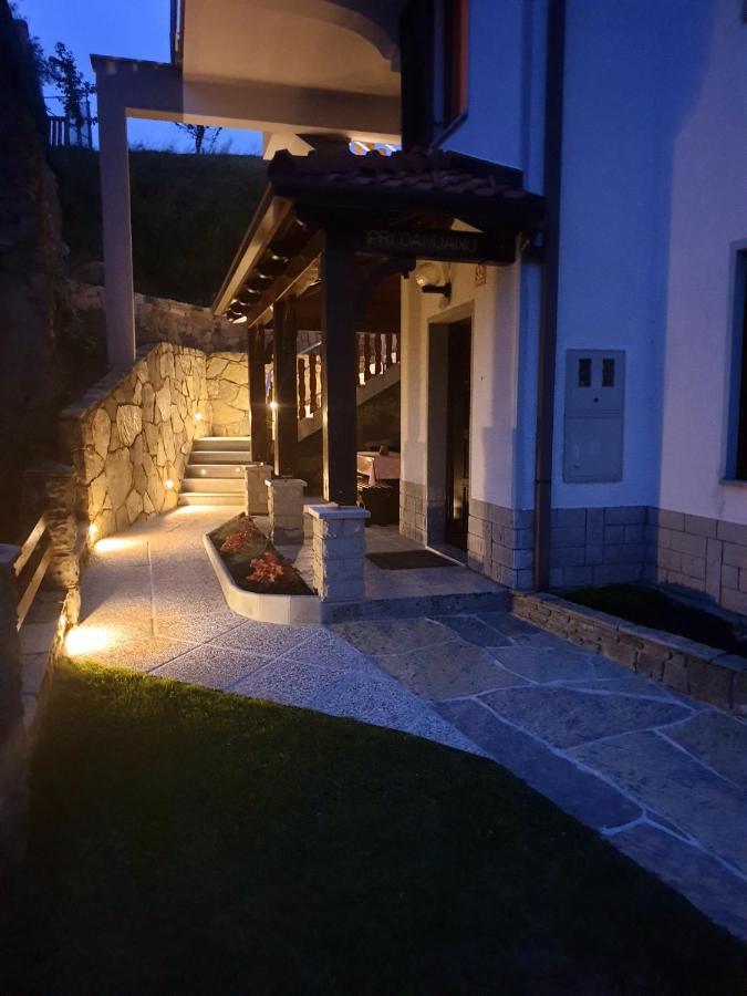 Apartment Pri Damijanu Ponikve Екстер'єр фото